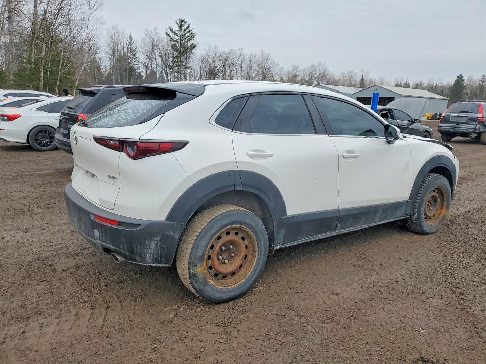 2021 Mazda Cx-30 მანქანა იყიდება აუქციონზე, vin: 3MVDMAB76MM201974, აუქციონის ნომერი: 42059036