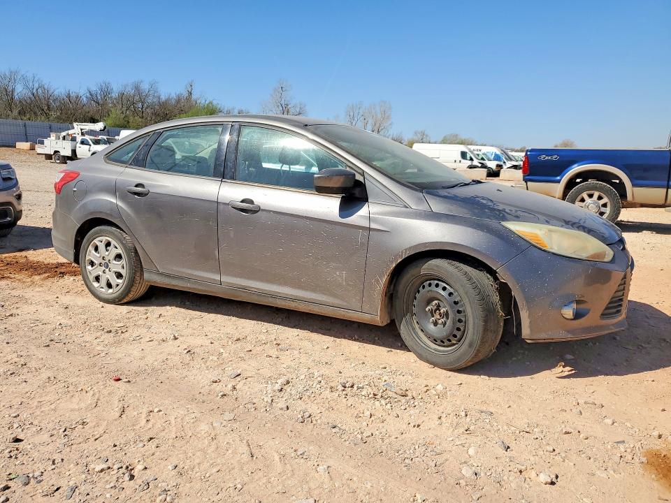 47450746 :رقم المزاد ، 1FAHP3F22CL112090 vin ، 2012 Ford Focus مزاد بيع