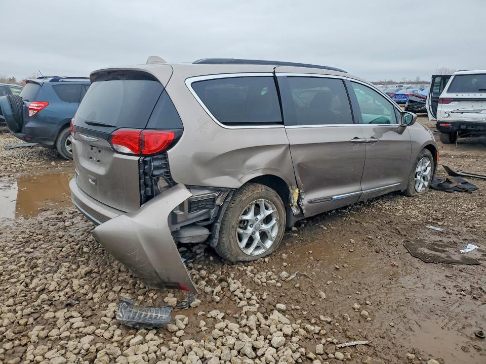Aukcja sprzedaży 2017 Chrysler Pacifica, vin: 2C4RC1BG2HR752749, numer aukcji: 45548376
