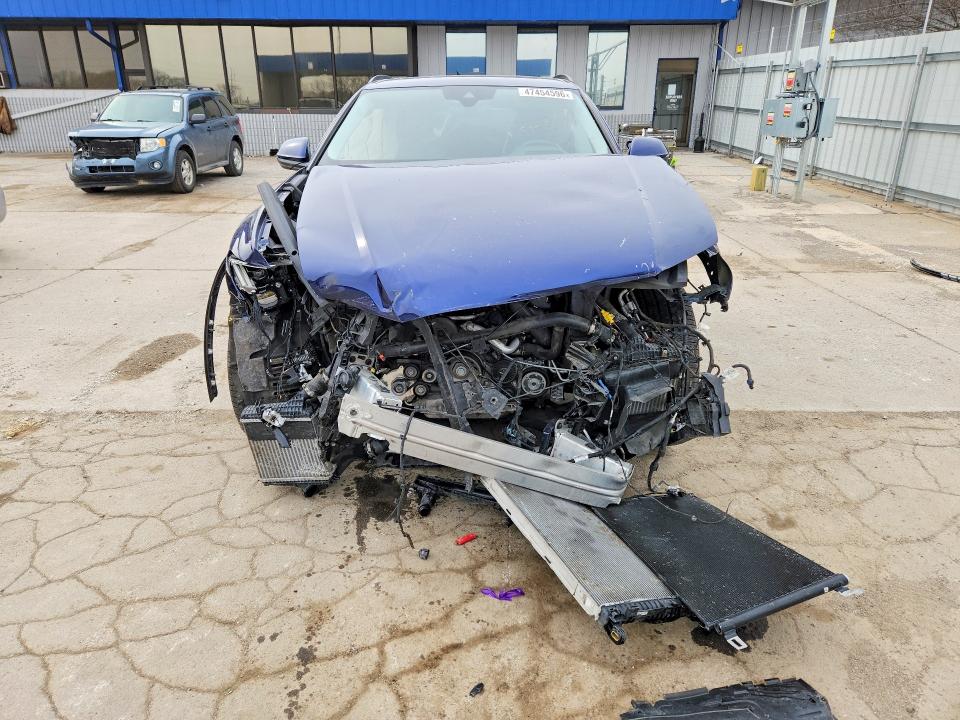 2019 Audi Q8 მანქანა იყიდება აუქციონზე, vin: WA1FVAF19KD025244, აუქციონის ნომერი: 47454596