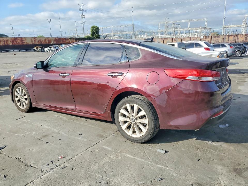 2017 Kia Optima მანქანა იყიდება აუქციონზე, vin: 5XXGU4L31HG153982, აუქციონის ნომერი: 79266915