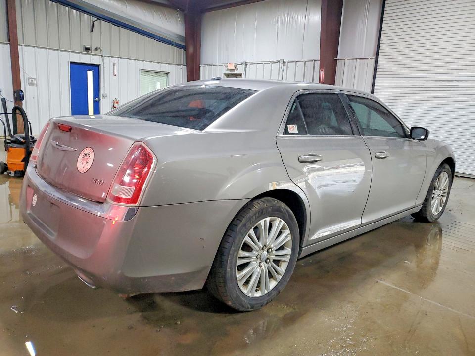 2014 Chrysler 300 მანქანა იყიდება აუქციონზე, vin: 2C3CCARG4EH214359, აუქციონის ნომერი: 41795496