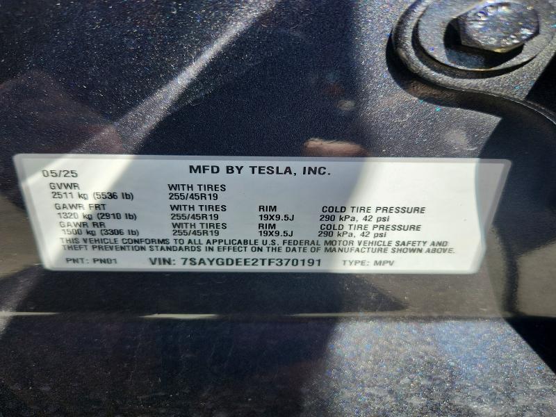46946326 :رقم المزاد ، 7SAYGDEE2TF370191 vin ، 2026 Tesla Model Y مزاد بيع