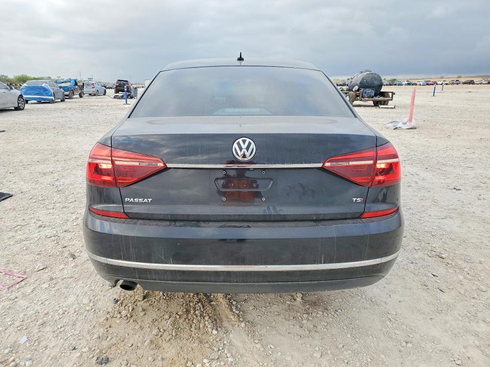 47506956 :رقم المزاد ، 1VWAT7A37HC012005 vin ، 2017 Volkswagen Passat مزاد بيع