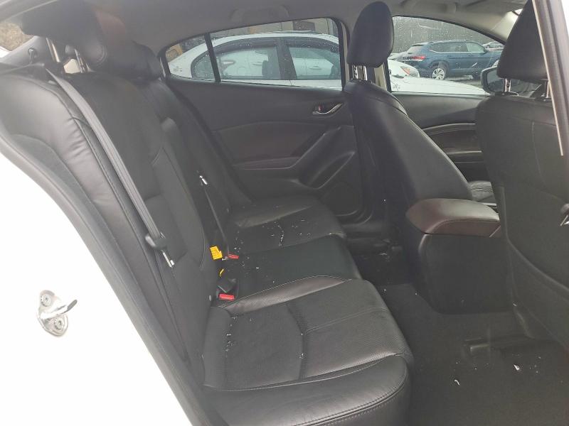 Продаж на аукціоні авто 2018 Mazda 3, vin: 3MZBN1M31JM257068, номер лоту: 79651305
