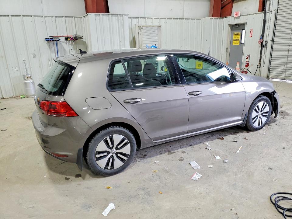 79959565 :رقم المزاد ، WVWKP7AU6GW916378 vin ، 2016 Volkswagen E-golf مزاد بيع