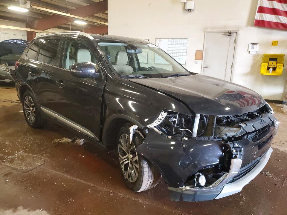 Продажа на аукционе авто 2017 Mitsubishi Outlander, vin: JA4AZ3A32HZ064336, номер лота: 45741156