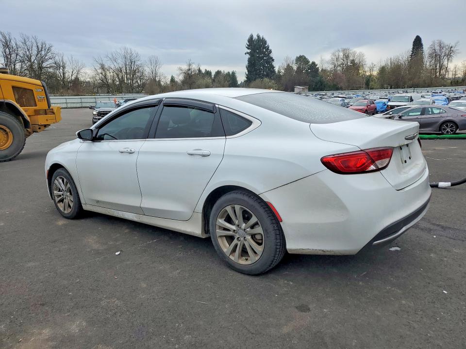 47042746 :رقم المزاد ، 1C3CCCAB4FN548928 vin ، 2015 Chrysler 200 مزاد بيع