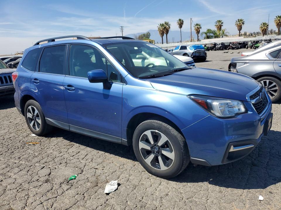 Продажа на аукционе авто 2018 Subaru Forester, vin: JF2SJALC2JH572581, номер лота: 47782576