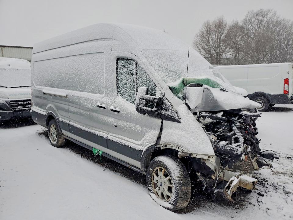 Продажа на аукционе авто 2015 Ford Transit, vin: 1FTNR3XM3FKA49406, номер лота: 45920546