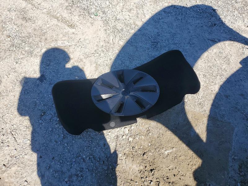 Продаж на аукціоні авто 2024 Tesla Model 3, vin: 5YJ3E1EA2RF733753, номер лоту: 46360366