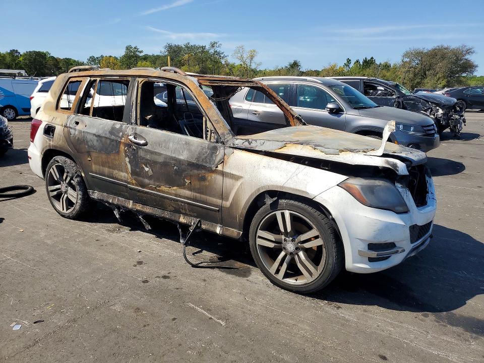 52613796 :رقم المزاد ، WDCGG5HB0FG358402 vin ، 2015 Mercedes-benz Glk مزاد بيع