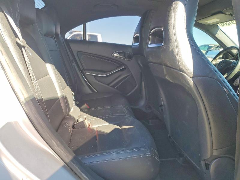 Продажа на аукционе авто 2018 Mercedes-benz Cla, vin: WDDSJ4EB4JN557477, номер лота: 45790366
