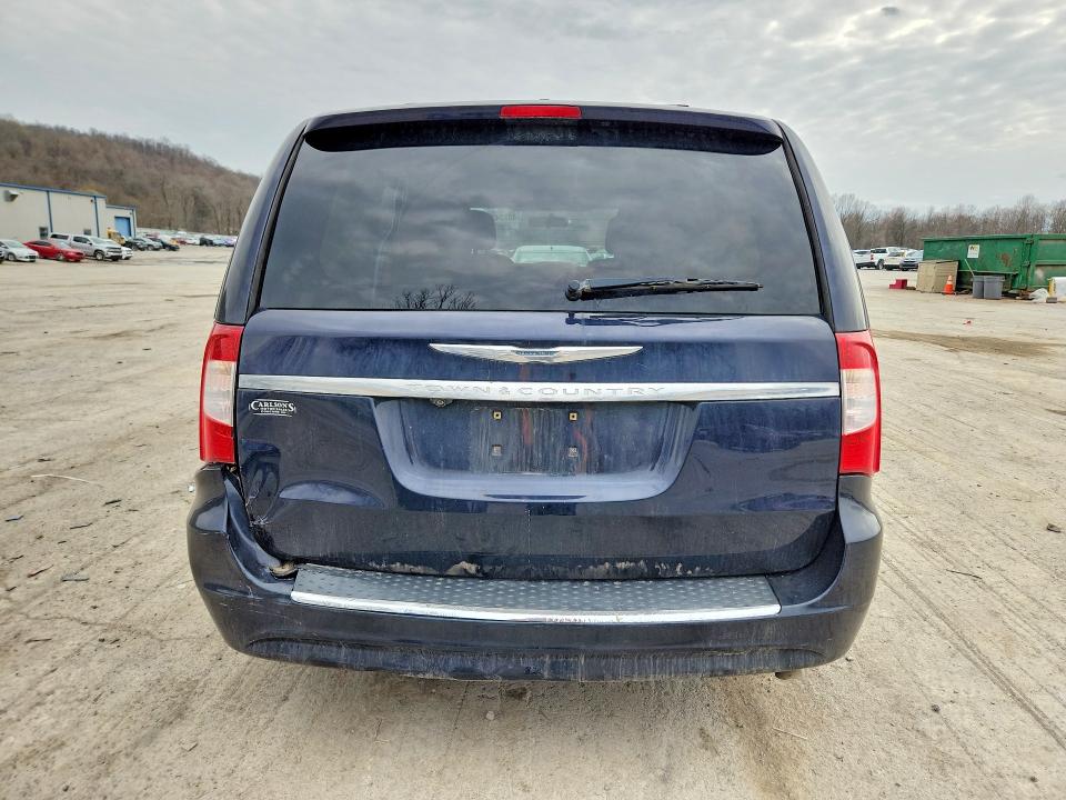 48224246 :رقم المزاد ، 2A4RR5DG0BR605088 vin ، 2011 Chrysler Town & Country مزاد بيع