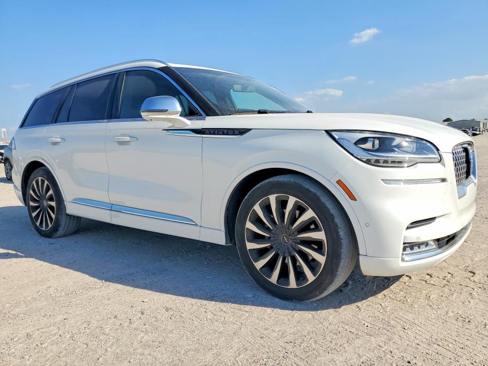 2020 Lincoln Aviator მანქანა იყიდება აუქციონზე, vin: 5LMYJ9YY7LGL15526, აუქციონის ნომერი: 48049086