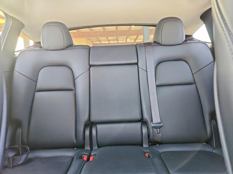 Продажа на аукционе авто 2023 Tesla Model Y, vin: 7SAYGAEEXPF598556, номер лота: 46159366