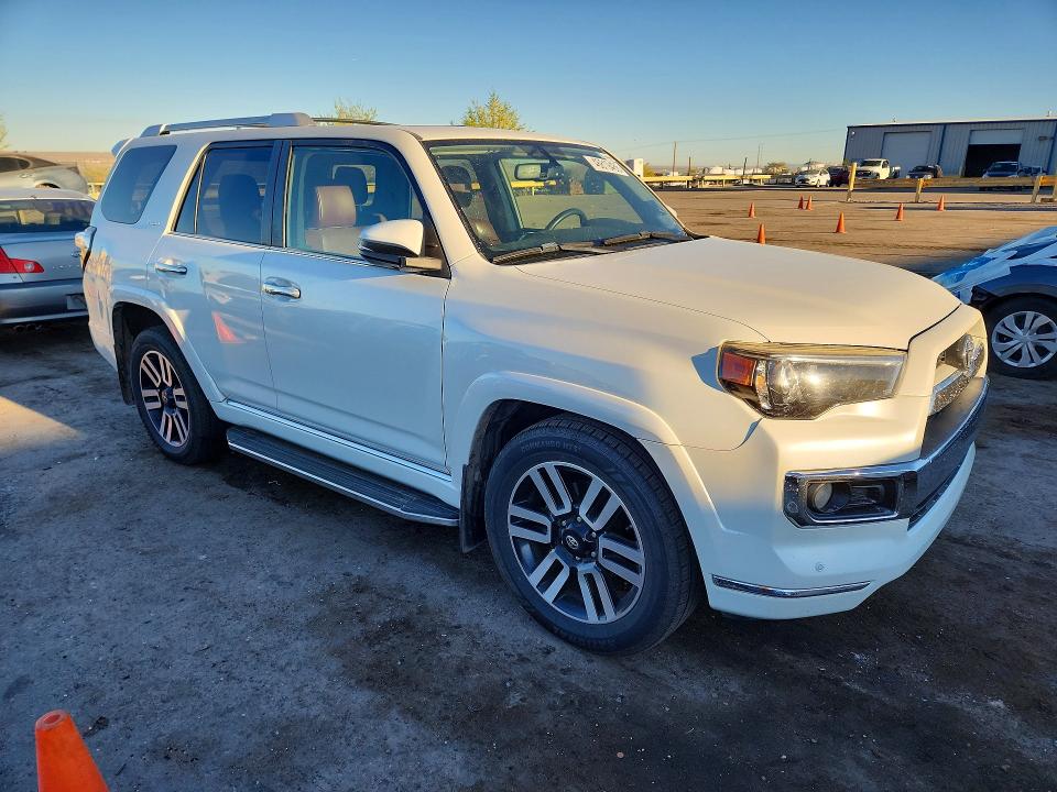 46819486 :رقم المزاد ، JTEZU5JR3J5173002 vin ، 2018 Toyota 4runner مزاد بيع