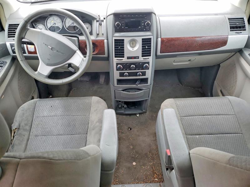 79652685 :رقم المزاد ، 2A4RR5D11AR346458 vin ، 2010 Chrysler Town & Country مزاد بيع