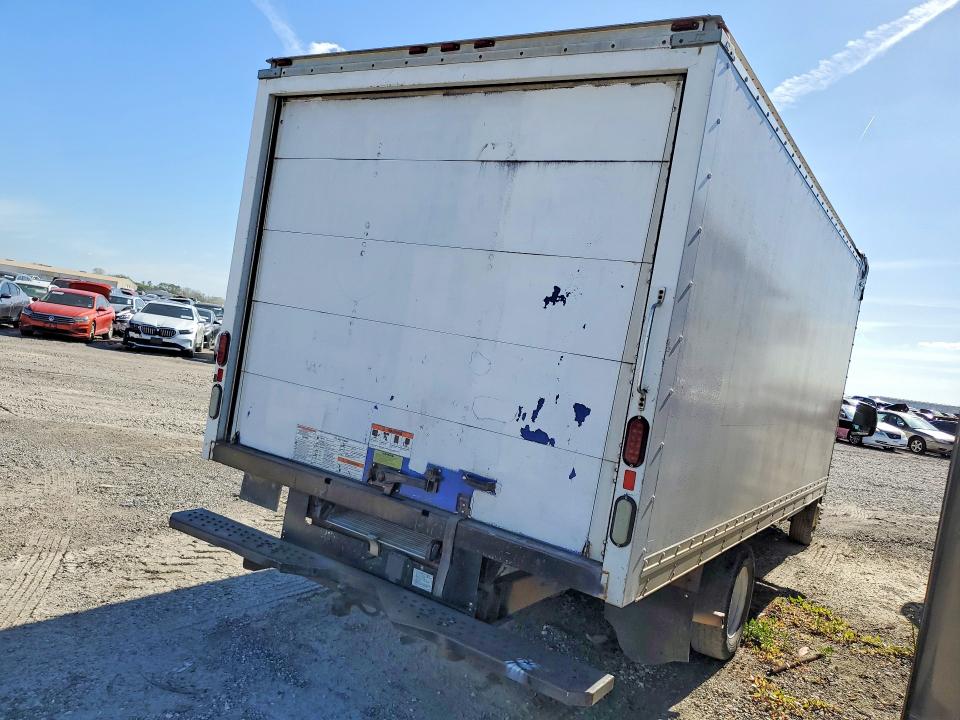 2015 Ford Econoline მანქანა იყიდება აუქციონზე, vin: 1FDWE3FL8FDA25689, აუქციონის ნომერი: 46262516