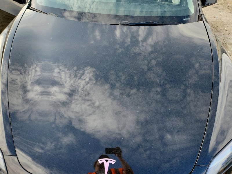 45611826 :رقم المزاد ، 5YJ3E1EAXSF069966 vin ، 2025 Tesla Model 3 مزاد بيع