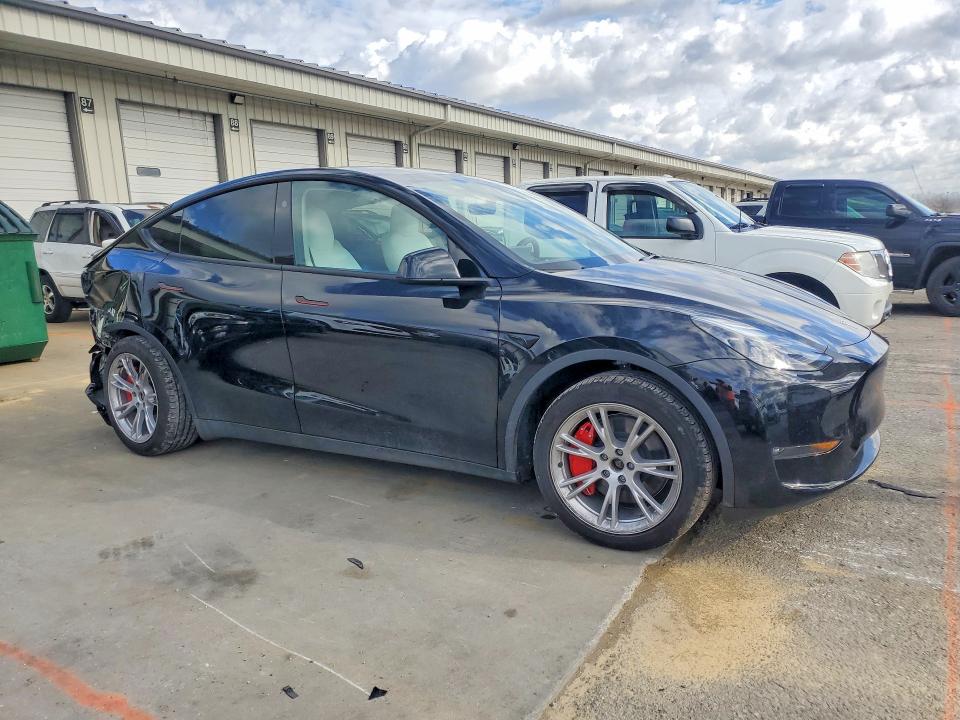Aukcja sprzedaży 2024 Tesla Model Y, vin: 7SAYGAEE2RF068746, numer aukcji: 42059866
