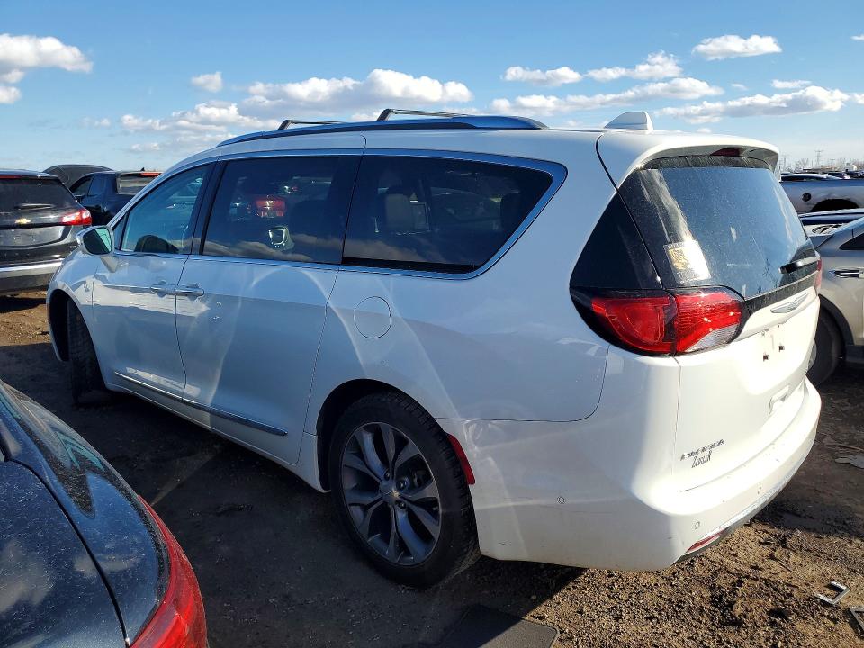 45819856 :رقم المزاد ، 2C4RC1GG1HR812254 vin ، 2017 Chrysler Pacifica مزاد بيع