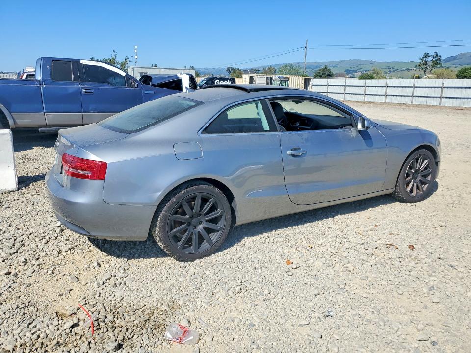 Aukcja sprzedaży 2011 Audi A5, vin: WAULFAFR4BA049655, numer aukcji: 46547646