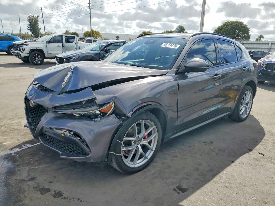 Продажа на аукционе авто 2019 Alfa Romeo Stelvio, vin: ZASPAKBN3K7C51774, номер лота: 79181415
