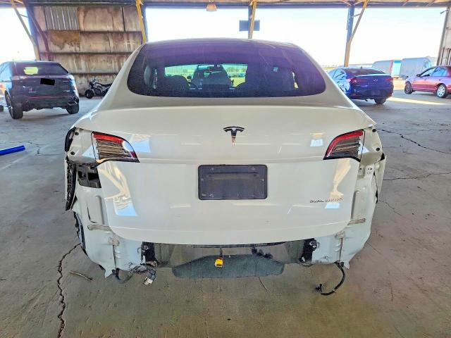 79934845 :رقم المزاد ، 5YJYGDEE9MF074115 vin ، 2021 Tesla Model Y مزاد بيع