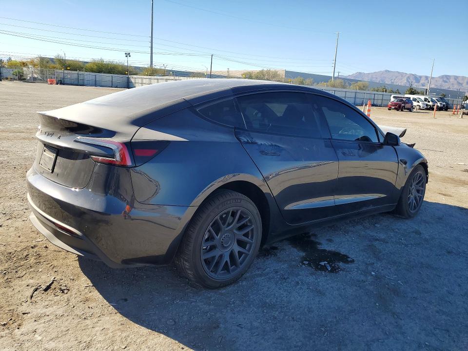 2025 Tesla Model 3 მანქანა იყიდება აუქციონზე, vin: 5YJ3E1EA6SF921357, აუქციონის ნომერი: 46410326