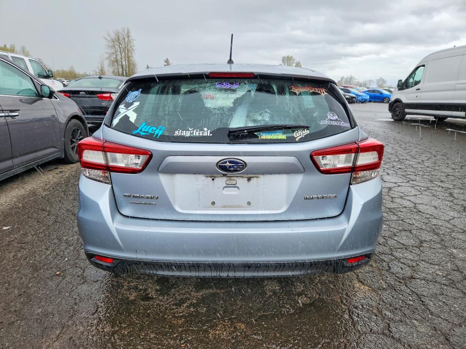 46499746 :رقم المزاد ، 4S3GTAA60J3721580 vin ، 2018 Subaru Impreza مزاد بيع