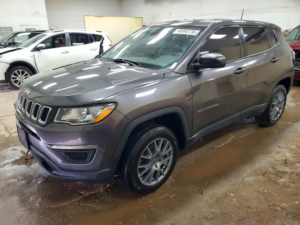 46993736 :رقم المزاد ، 3C4NJDAB1JT270644 vin ، 2018 Jeep Compass مزاد بيع