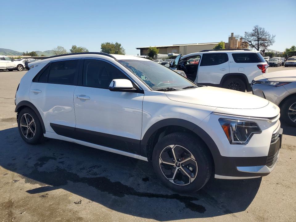 Продаж на аукціоні авто 2025 Kia Niro, vin: KNDCR3LE7S5273681, номер лоту: 41670286