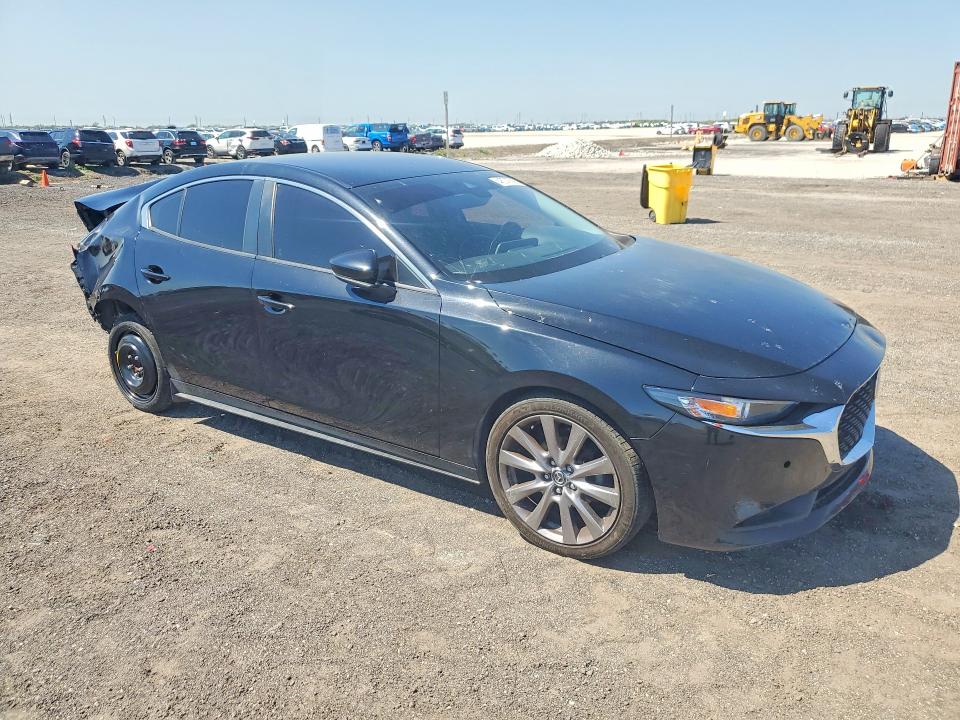 46747566 :رقم المزاد ، JM1BPABL9M1324453 vin ، 2021 Mazda 3 مزاد بيع