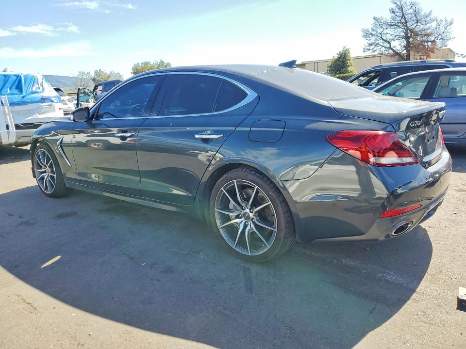 Продажа на аукционе авто 2019 Genesis G70, vin: KMTG34LE6KU015510, номер лота: 79487665