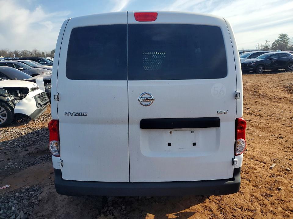 75271635 :رقم المزاد ، 3N6CM0KN9FK713407 vin ، 2015 Nissan Nv200 مزاد بيع