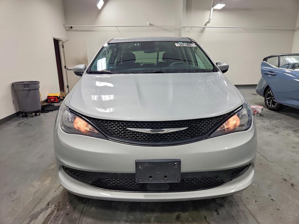 Продажа на аукционе авто 2023 Chrysler Voyager, vin: 2C4RC1CG3PR530301, номер лота: 41767116