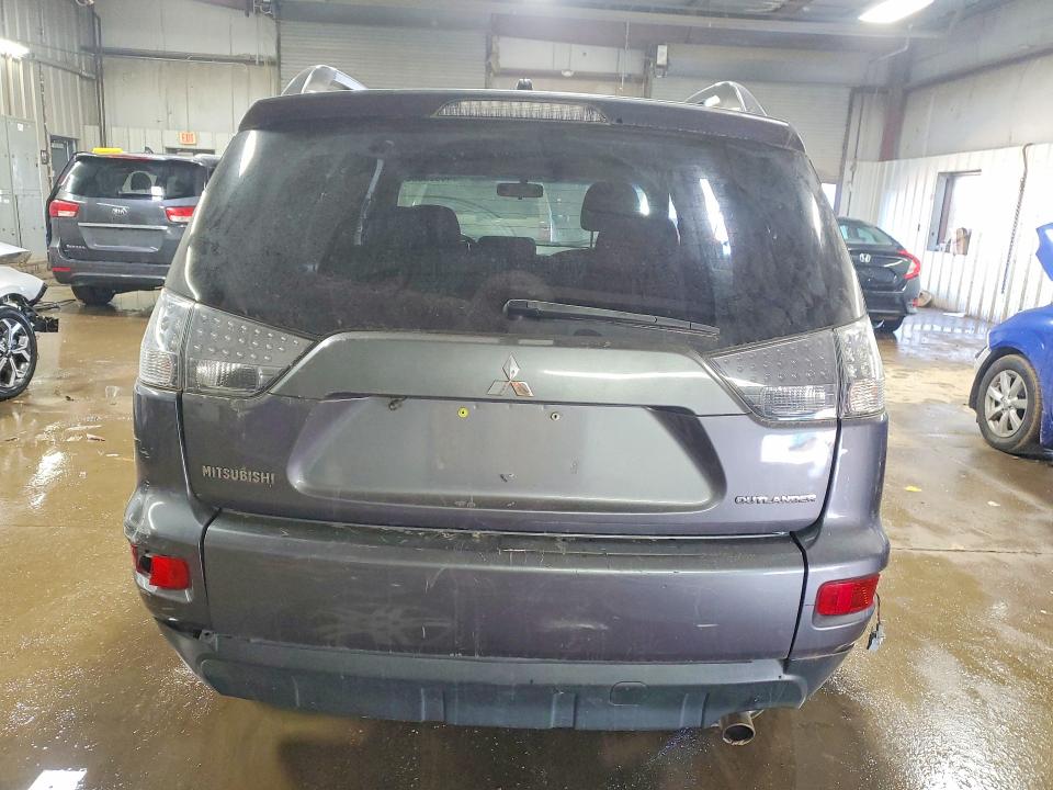 2010 Mitsubishi Outlander მანქანა იყიდება აუქციონზე, vin: JA4AT2AW2AZ013656, აუქციონის ნომერი: 46923586