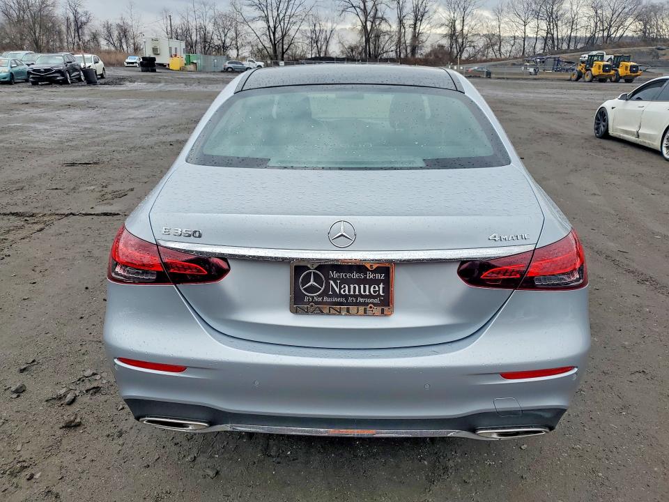 46066216 :رقم المزاد ، W1KZF8EB6MA967572 vin ، 2021 Mercedes-benz E مزاد بيع