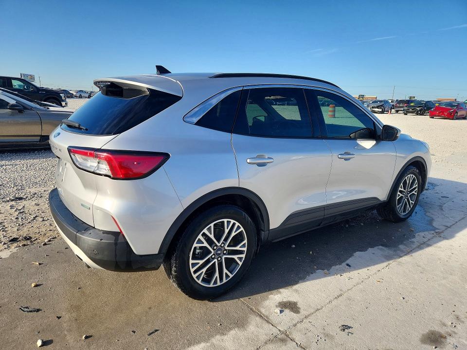 Продаж на аукціоні авто 2020 Ford Escape, vin: 1FMCU0H68LUA75788, номер лоту: 46365626