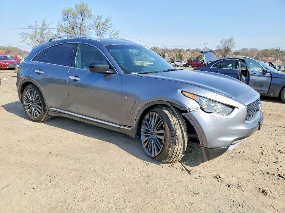 47900636 :رقم المزاد ، JN8CS1MWXHM412205 vin ، 2017 Infiniti Qx70 مزاد بيع