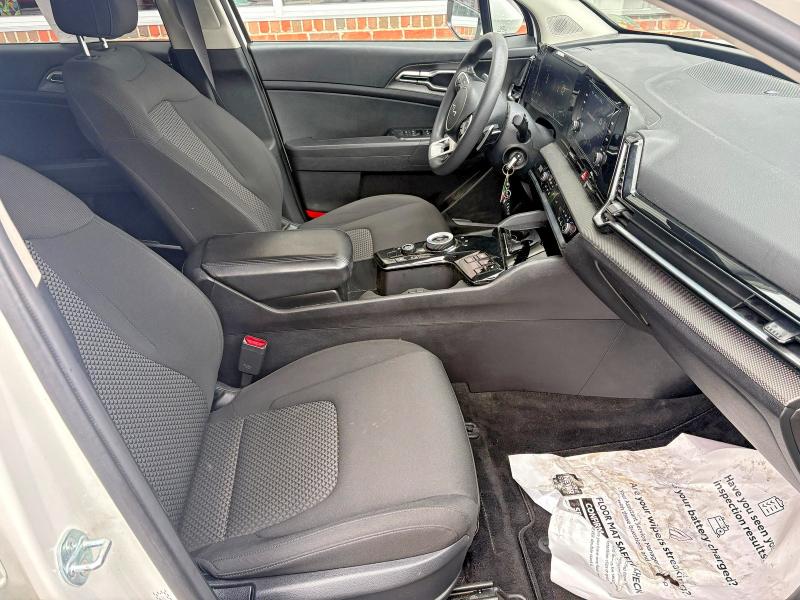 2023 Kia Sportage Hybrid მანქანა იყიდება აუქციონზე, vin: KNDPUCAG1P7101680, აუქციონის ნომერი: 45967556
