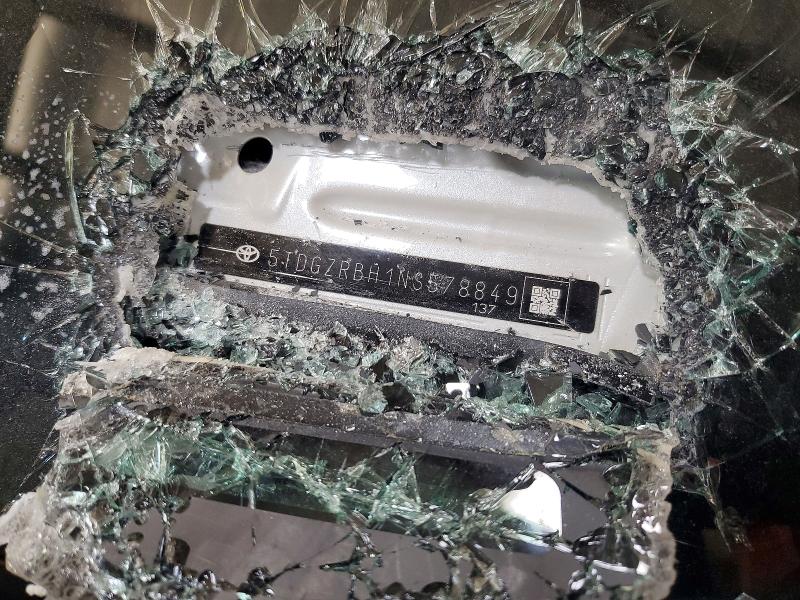 Aukcja sprzedaży 2022 Toyota Highlander, vin: 5TDGZRBH1NS578849, numer aukcji: 47439136