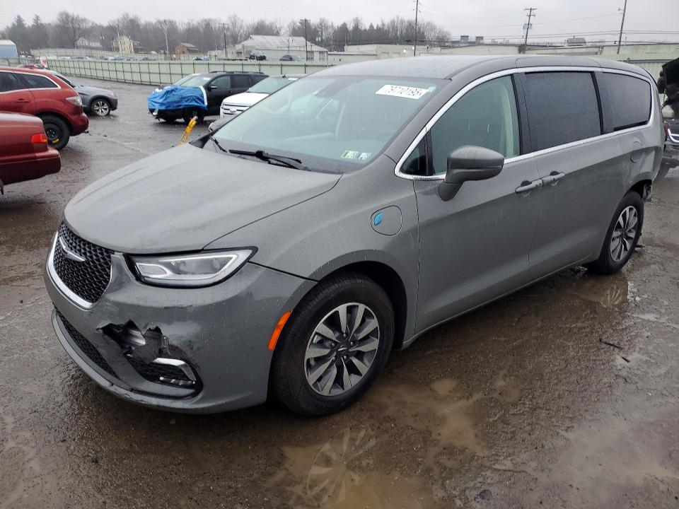 2022 Chrysler Pacifica მანქანა იყიდება აუქციონზე, vin: 2C4RC1L79NR206945, აუქციონის ნომერი: 79710195