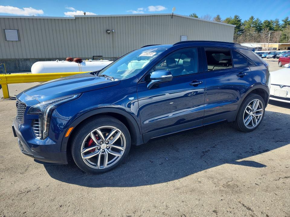 77280515 :رقم المزاد ، 1GYFZFR45MF013087 vin ، 2021 Cadillac Xt4 مزاد بيع