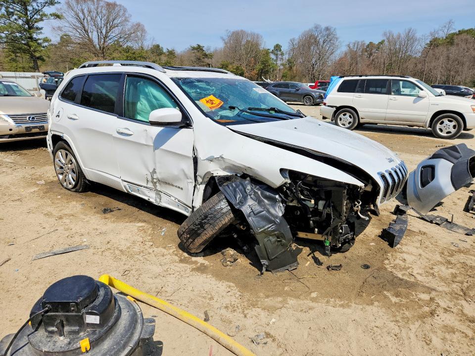 47635926 :رقم المزاد ، 1C4PJMJS9HW618879 vin ، 2017 Jeep Cherokee مزاد بيع