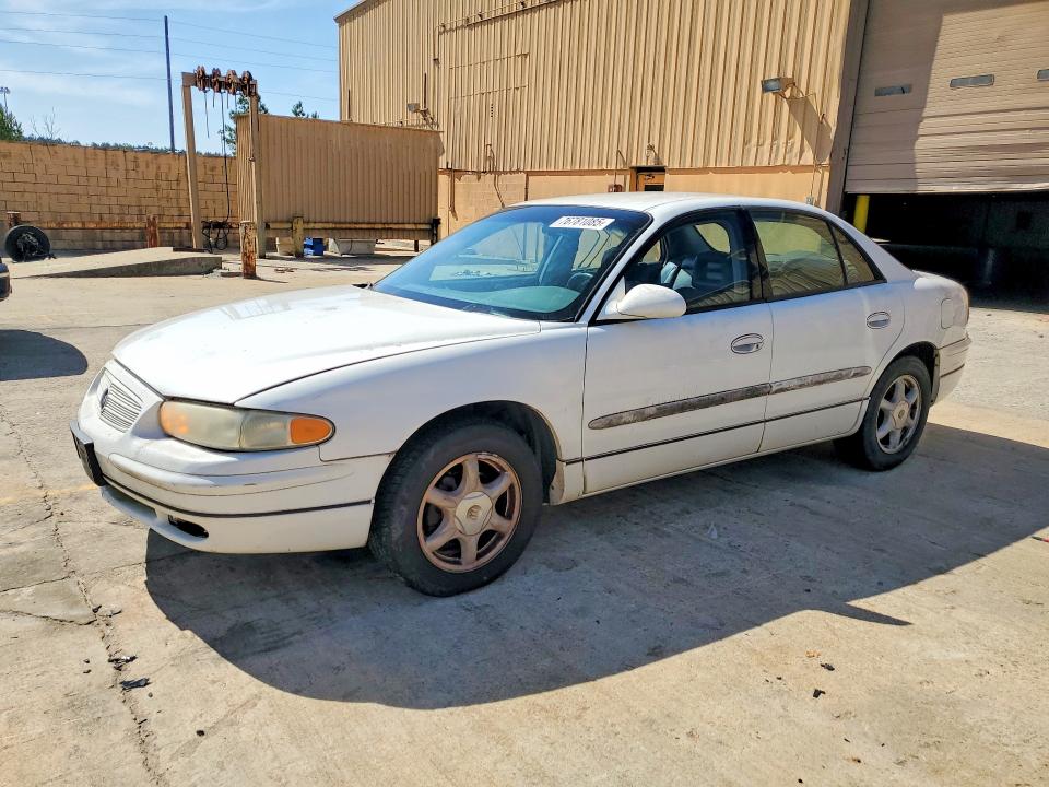 76781085 :رقم المزاد ، 2G4WB52K441357297 vin ، 2004 Buick Regal مزاد بيع
