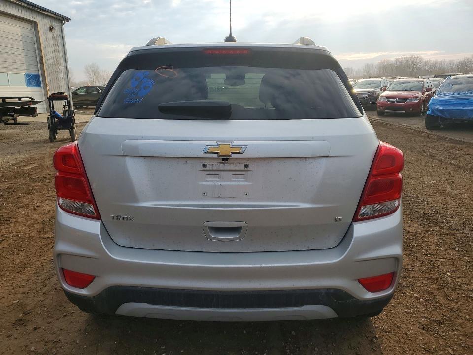 47445966 :رقم المزاد ، KL7CJLSB5JB705227 vin ، 2018 Chevrolet Trax مزاد بيع