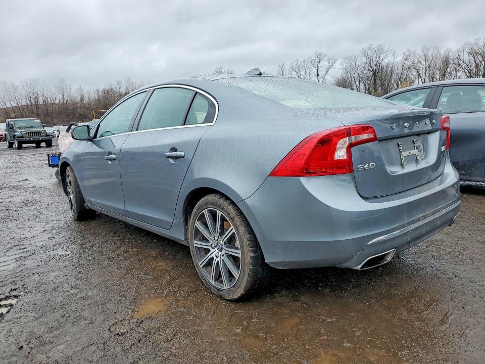46181206 :رقم المزاد ، LYV402TM9JB174083 vin ، 2018 Volvo S60 مزاد بيع