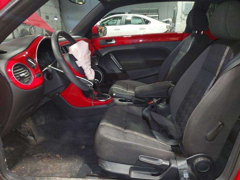 47238926 :رقم المزاد ، 3VWJ17AT2HM620471 vin ، 2017 Volkswagen Beetle مزاد بيع
